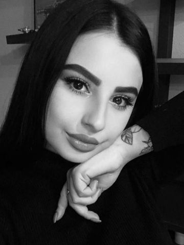 Проститутка Медея